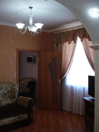 Отель Griboff Hotel Бердянск Апартаменты с 1 спальней-9